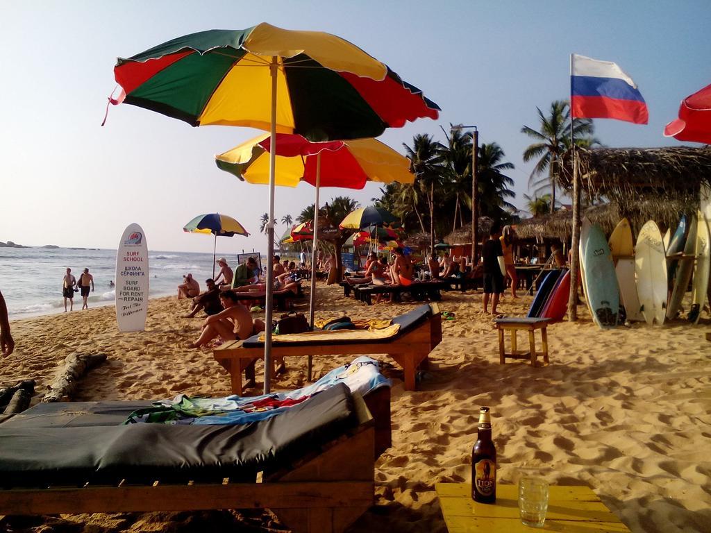 L&D Lodge Hikkaduwa Dış mekan fotoğraf