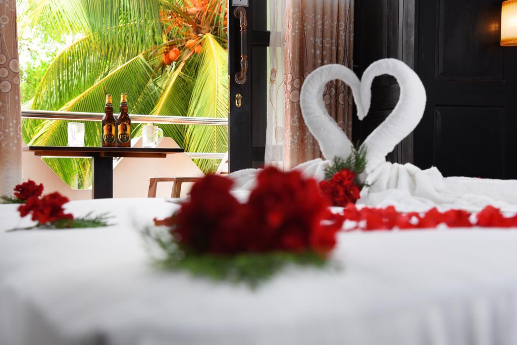 L&D Lodge Hikkaduwa Dış mekan fotoğraf