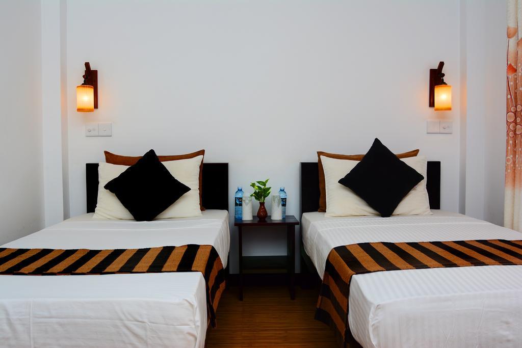 L&D Lodge Hikkaduwa Dış mekan fotoğraf