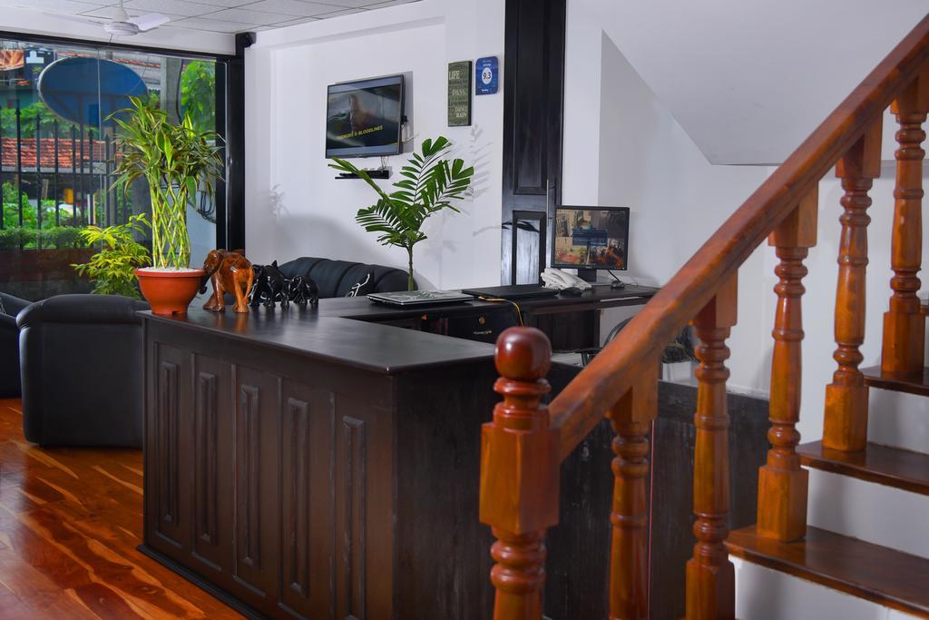 L&D Lodge Hikkaduwa Dış mekan fotoğraf